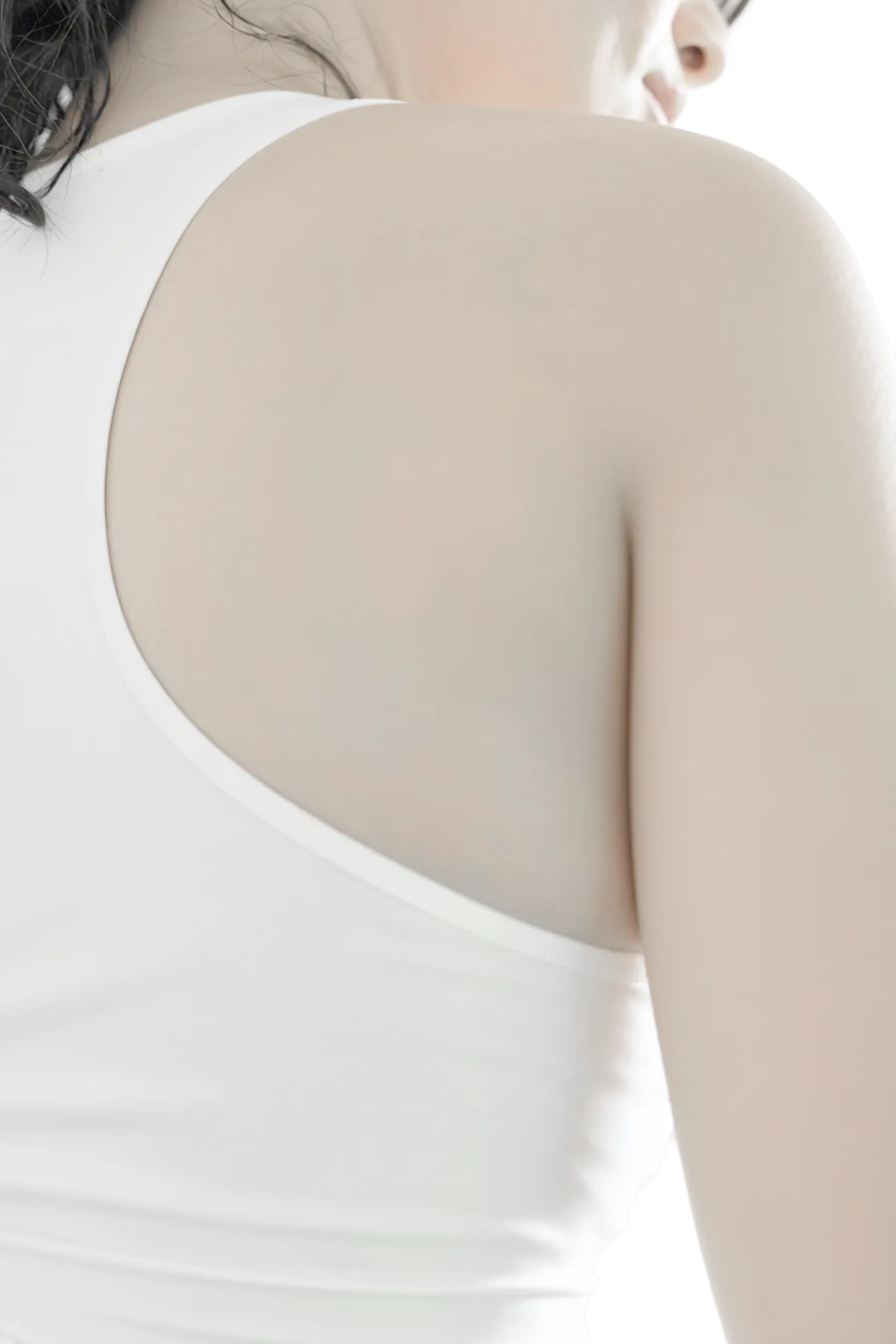 어깨 라인 인접 부위