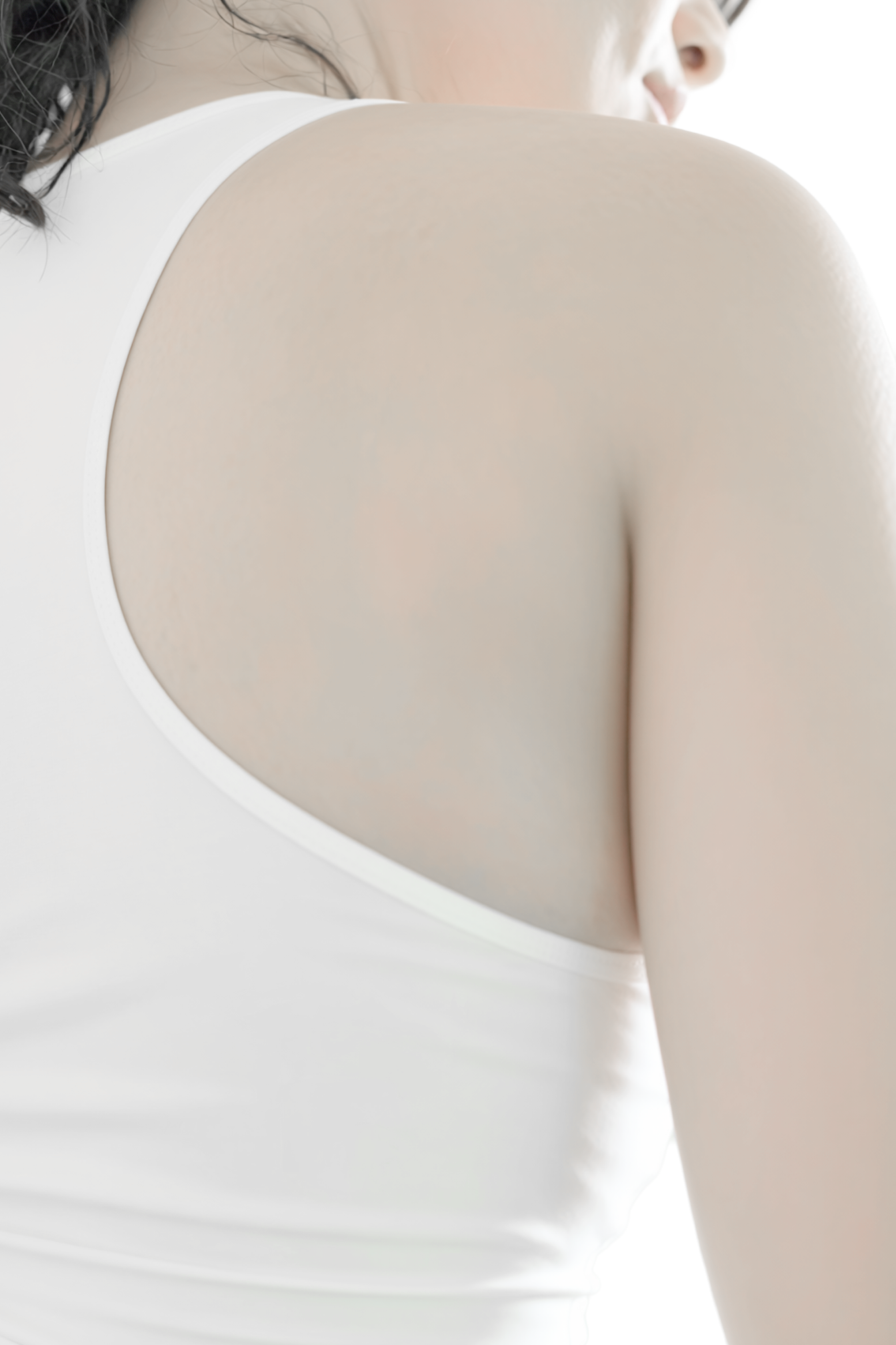 어깨 라인 인접 부위